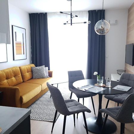 Bit Eccentric With The Balcony Apartment วอร์ซอ ภายนอก รูปภาพ