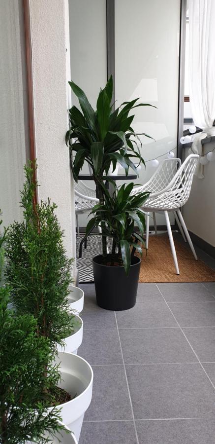 Bit Eccentric With The Balcony Apartment วอร์ซอ ภายนอก รูปภาพ